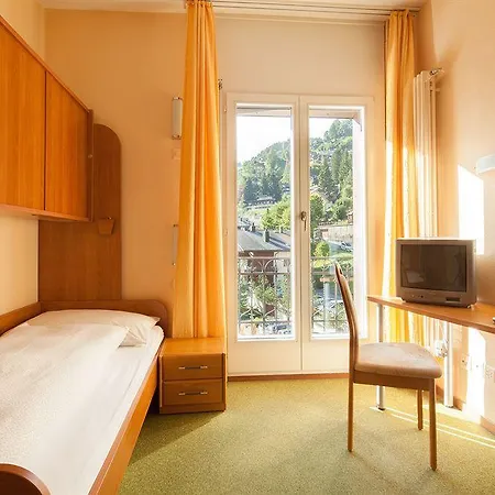 Edelweiss Hotel 3*