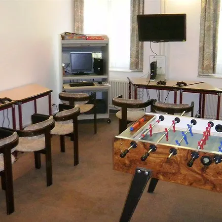 Edelweiss Hotel 3*