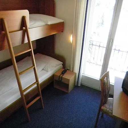 Hotel Edelweiss 3*