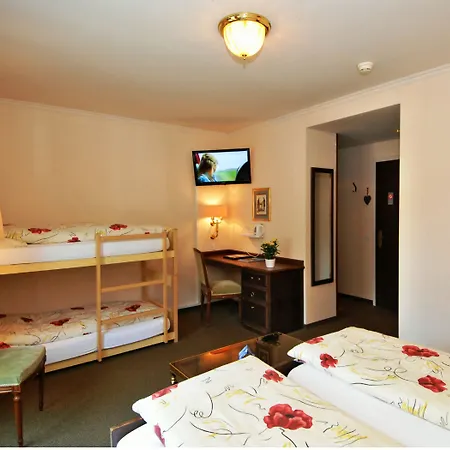 Szálloda Edelweiss 3*